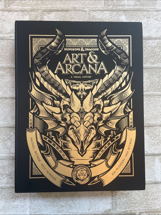 Dungeons & Dragons Other - Dungeons and dragons art and arcana book